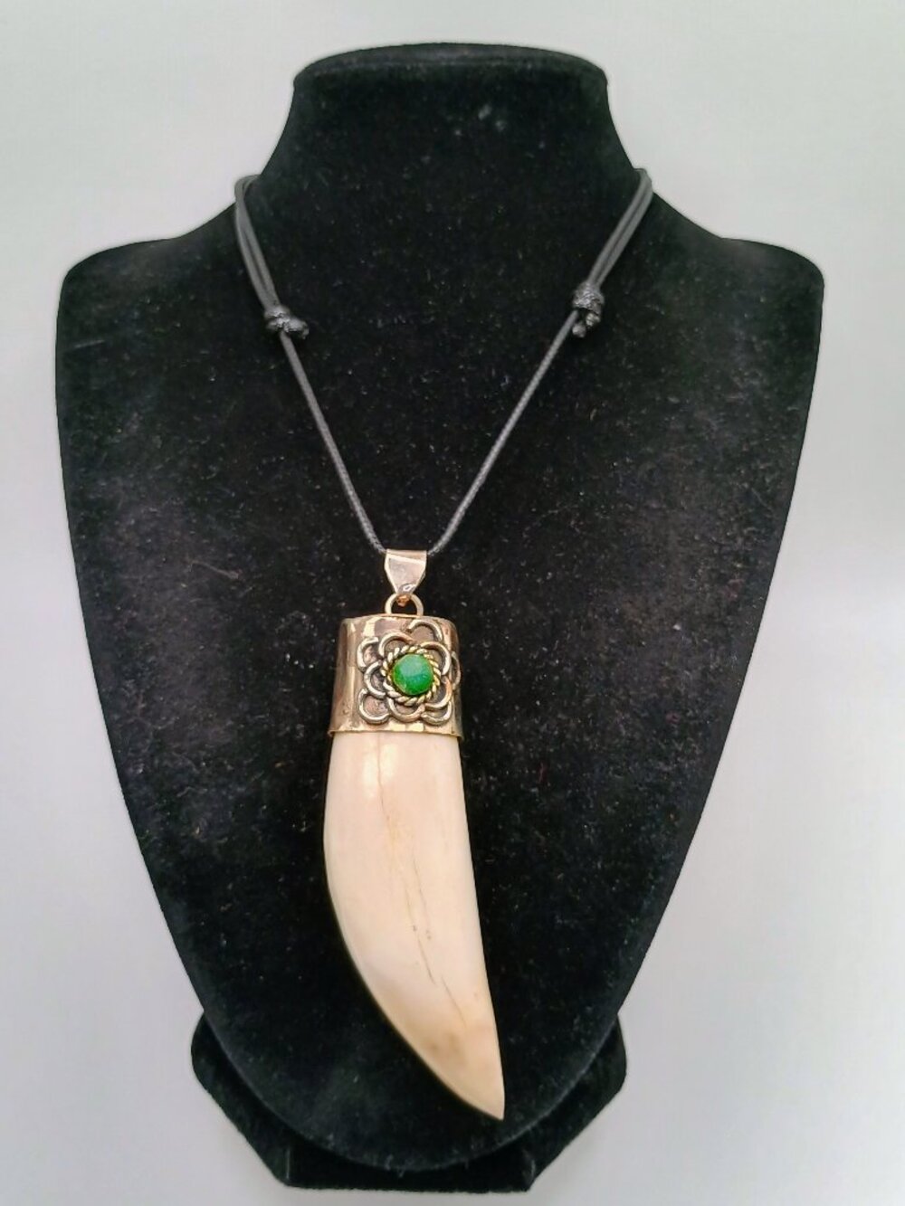 Handmade Macrame Sea Lion Tooth Amulet Necklace